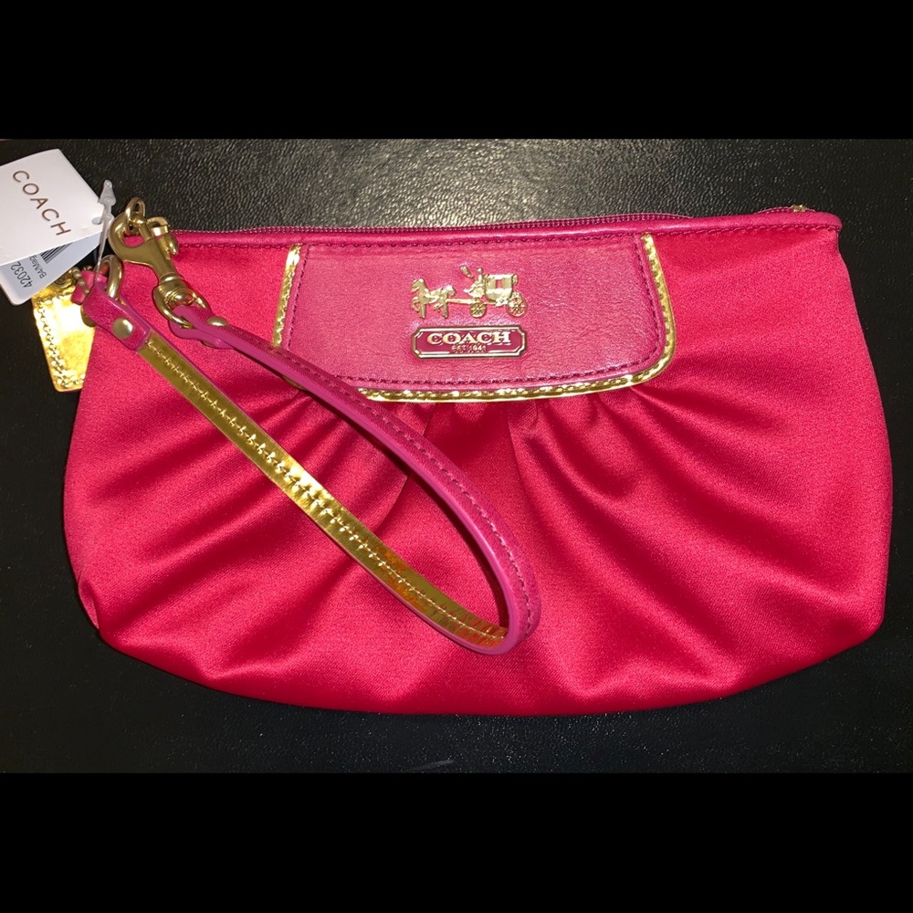COACH SATIN WRISTLET